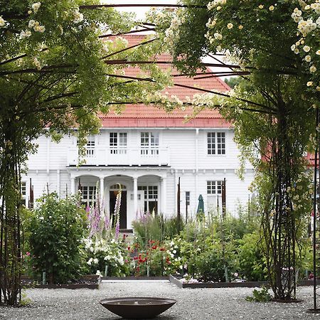 Wij Traedgardar Hotel Ockelbo Kültér fotó