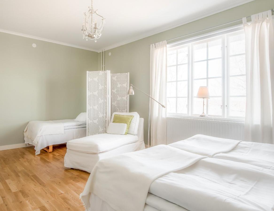 Wij Traedgardar Hotel Ockelbo Kültér fotó