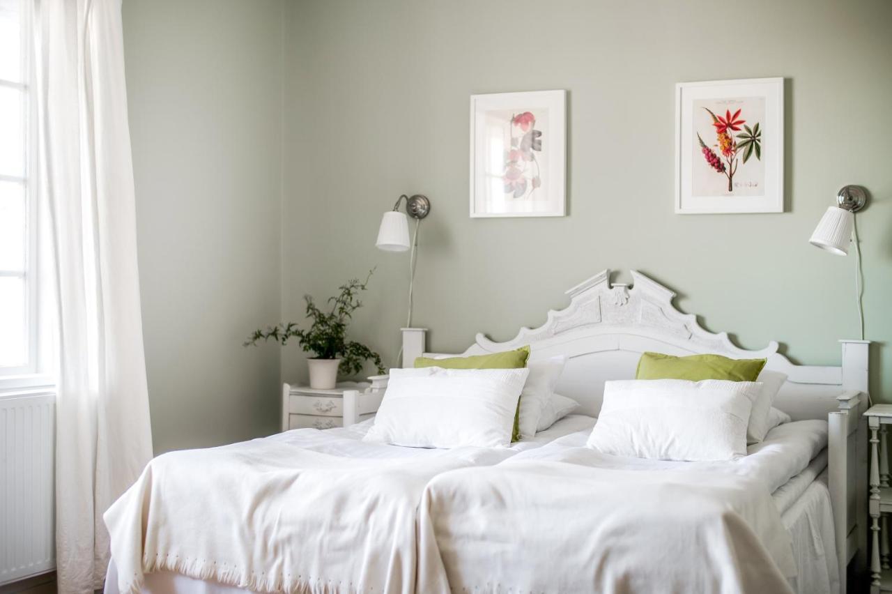 Wij Traedgardar Hotel Ockelbo Kültér fotó