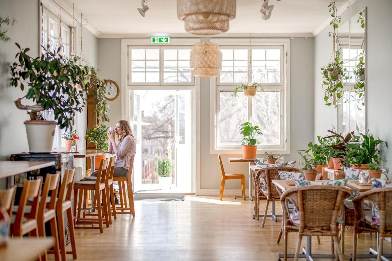 Wij Traedgardar Hotel Ockelbo Kültér fotó