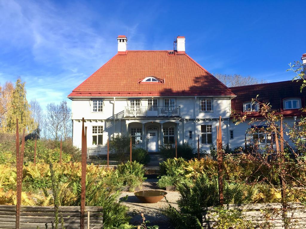 Wij Traedgardar Hotel Ockelbo Kültér fotó